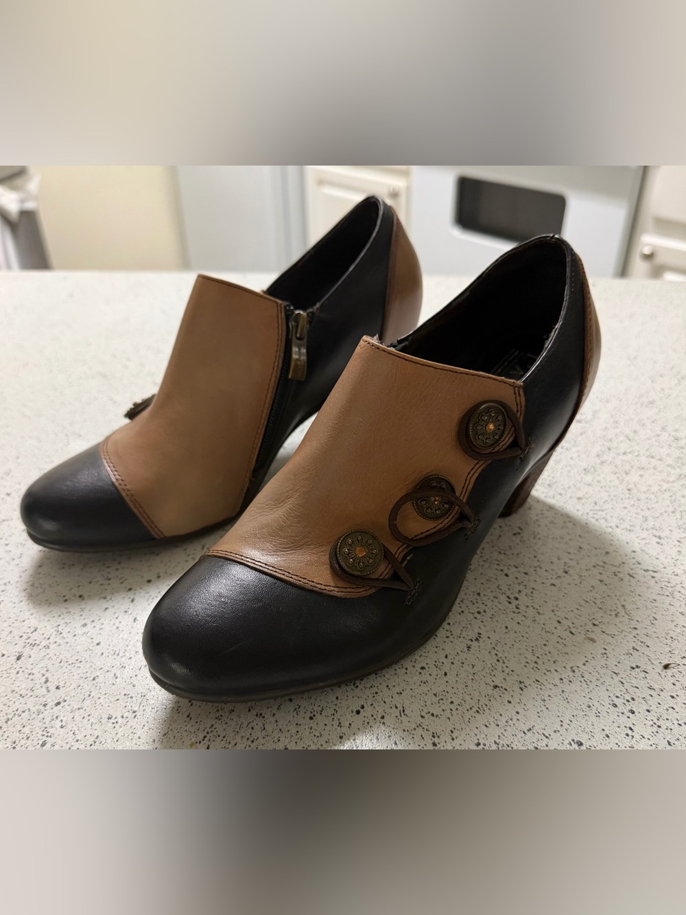 L'Artiste Spring Step Greentea Brown Spat Ankle Boot Heels Sz 38 US 7.5